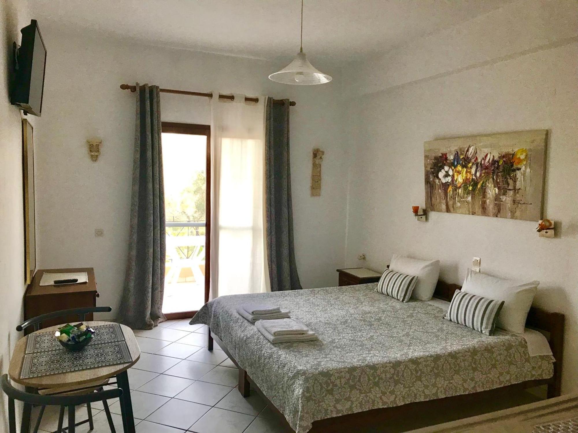 Floros Apartments 阿吉欧史芬尼 外观 照片