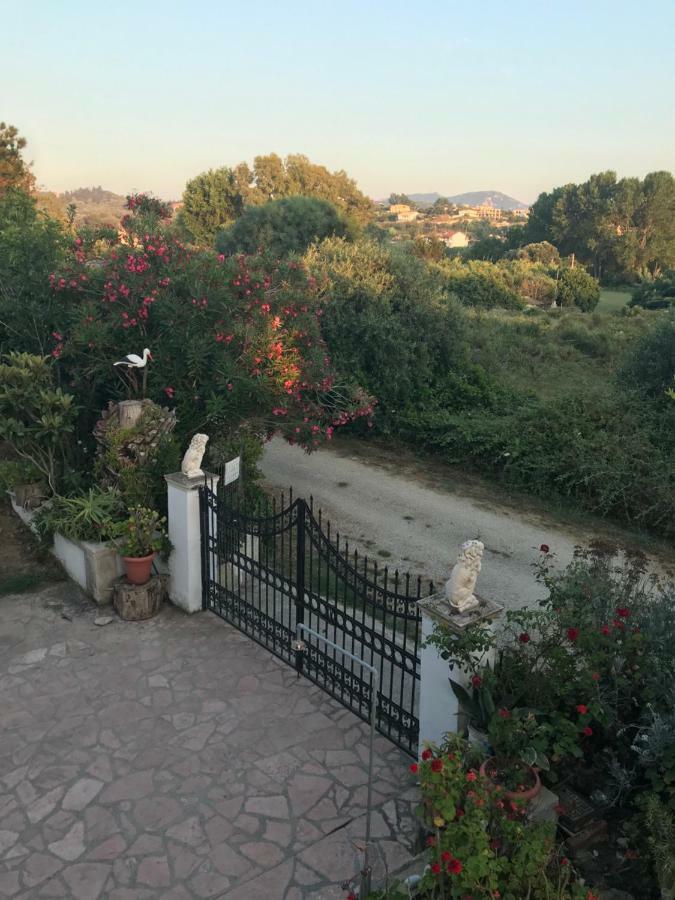 Floros Apartments 阿吉欧史芬尼 外观 照片